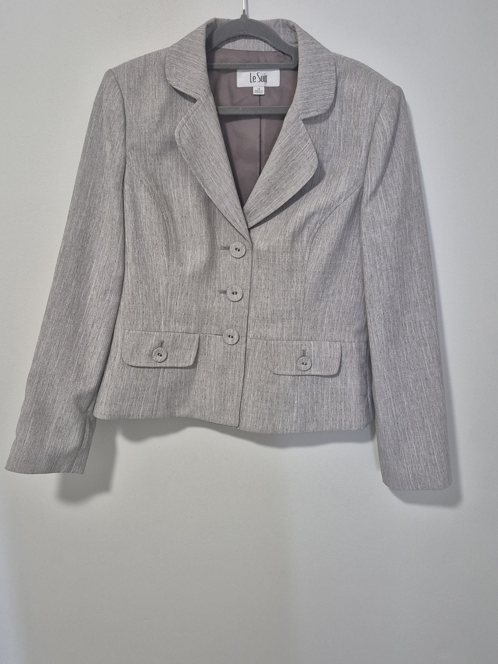 Le Suit Light Gray Cropped Tailored Blazer